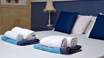 Village Knights Accommodation