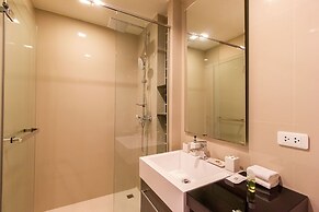 The Deck Condominium by Alexanders