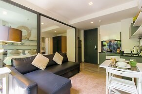 The Deck Condominium by Alexanders