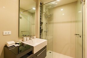 The Deck Condominium by Alexanders