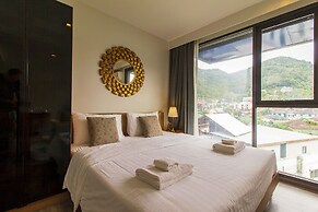 The Deck Condominium by Alexanders