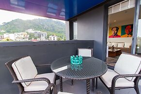 The Deck Condominium by Alexanders