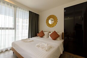 The Deck Condominium by Alexanders