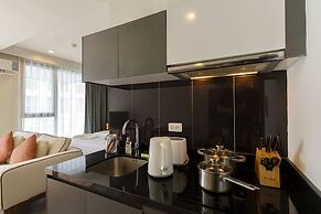 The Deck Condominium by Alexanders