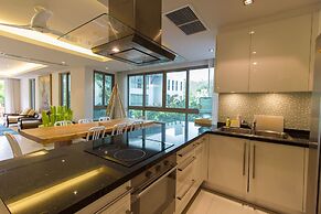 Pearl of Naithon by Alexanders