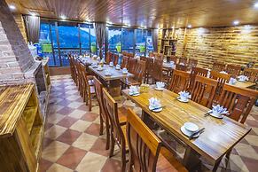 Sapa Full House Hotel