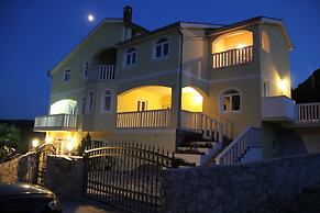 Apartments Villa Lidija