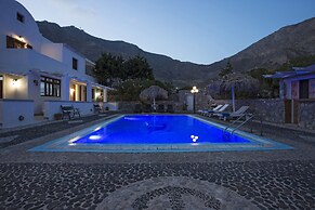 The Birds Villa included Car rental