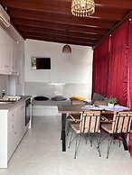 The Birds Villa included Car rental