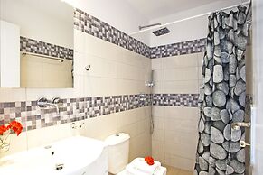 The Birds Villa included Car rental