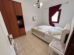 The Birds Villa included Car rental