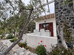 The Birds Villa included Car rental