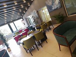 Hotel Terra Europe Brontes