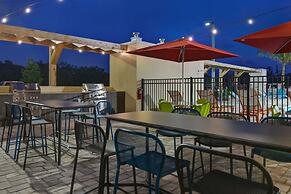 Home2 Suites Sarasota I-75 Bee Ridge, FL