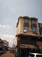 Bricks Pub & Hotel - Adults Only