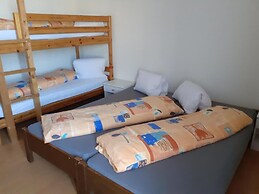 Ferien Haus Heidi