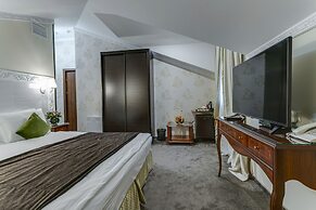 Sadovnicheskaya City Center