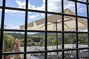 Villa Close to Florence, Hot Tub & Breathtaking View
