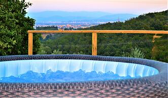 Villa Close to Florence, Hot Tub & Breathtaking View