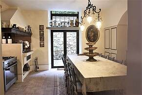 Villa Close to Florence, Hot Tub & Breathtaking View