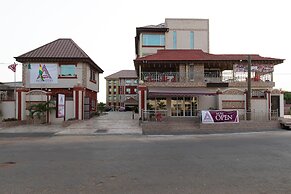 A.G HOTEL AND SUITES