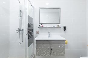 A.G HOTEL AND SUITES