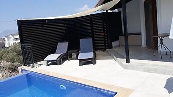 Villa Hibiskus, Sleeps 7 Overlooking Kalkan