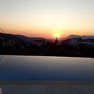 Villa Hibiskus, Sleeps 7 Overlooking Kalkan