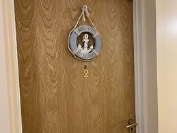 Harbour View Luxury Comfortable Holiday Apartment