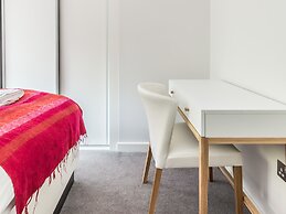 Luxury 1 Bed Castle View Apartment