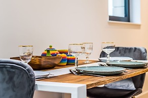 Luxury 1 Bed Castle View Apartment