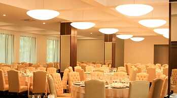 Rediu Hotel & Restaurant