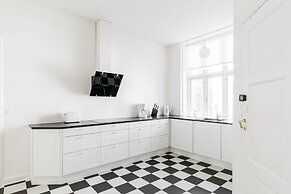 Apartment near Tivoli