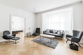 Apartment near Tivoli