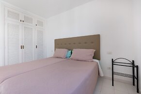 Apartamentos Corona Mar