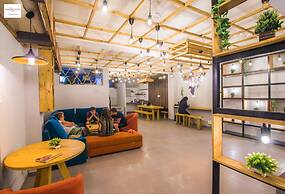 Madpackers Hostel Agra