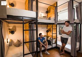 Madpackers Hostel Agra