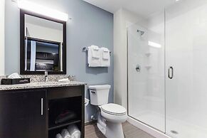MainStay Suites Winfield - Teays Valley