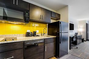 MainStay Suites Winfield - Teays Valley