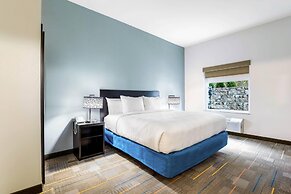 MainStay Suites Winfield - Teays Valley