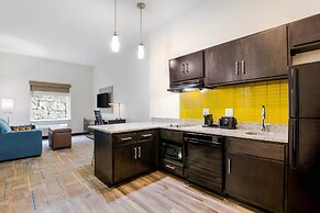MainStay Suites Winfield - Teays Valley