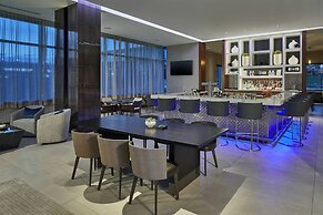 AC Hotel by Marriott Atlanta Airport Gateway