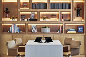 AC Hotel by Marriott Atlanta Airport Gateway