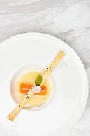 Four Points by Sheraton Jiaxing