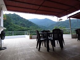 Hostal Alto De La Montaña