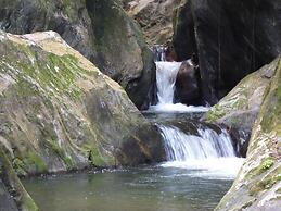 Hostal Alto De La Montaña