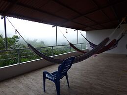 Hostal Alto De La Montaña