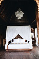 White Tortoise Eco Villa's