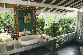 White Tortoise Eco Villa's