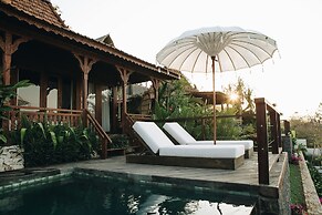 White Tortoise Eco Villa's